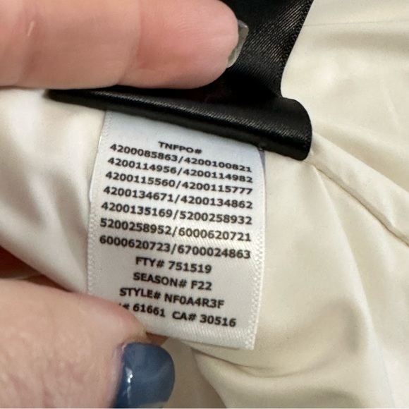 The North Face Aconcagua Vest Puffer Gardenia White/Ivory Size XXL VGUC NF0A4R3F - Picture 7 of 8